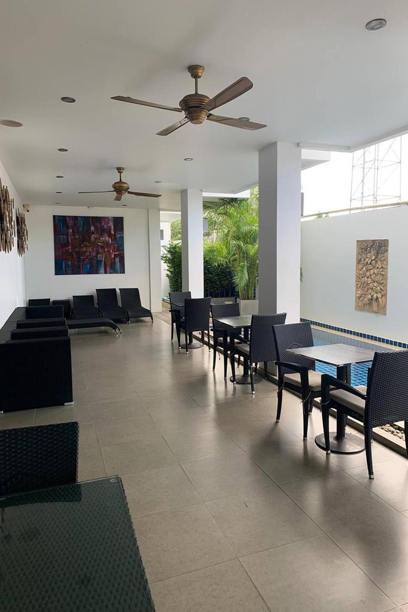 One World One Home Naiharn Hotel Rawai Екстериор снимка