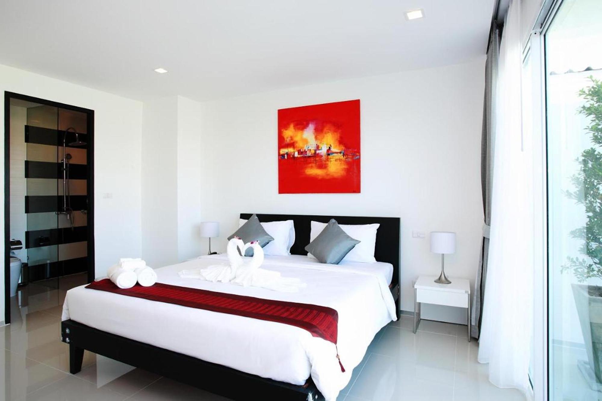One World One Home Naiharn Hotel Rawai Екстериор снимка