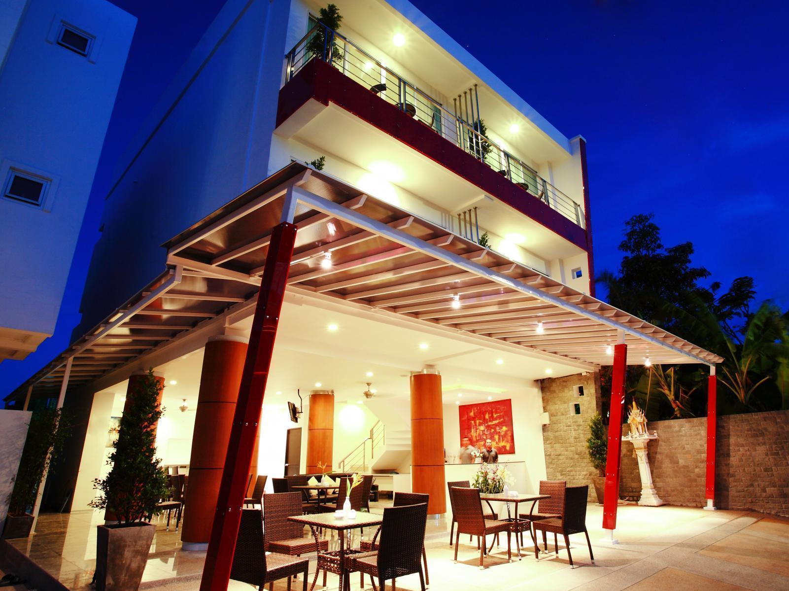 One World One Home Naiharn Hotel Rawai Екстериор снимка
