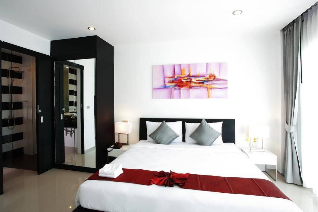 One World One Home Naiharn Hotel Rawai Екстериор снимка